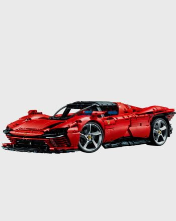 LEGO Ferrari Daytona SP3 - 42143 Collectibles & Toys